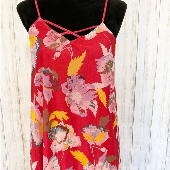 LOVE Fire red floral tropical dress size Medium - Picture 3 of 6
